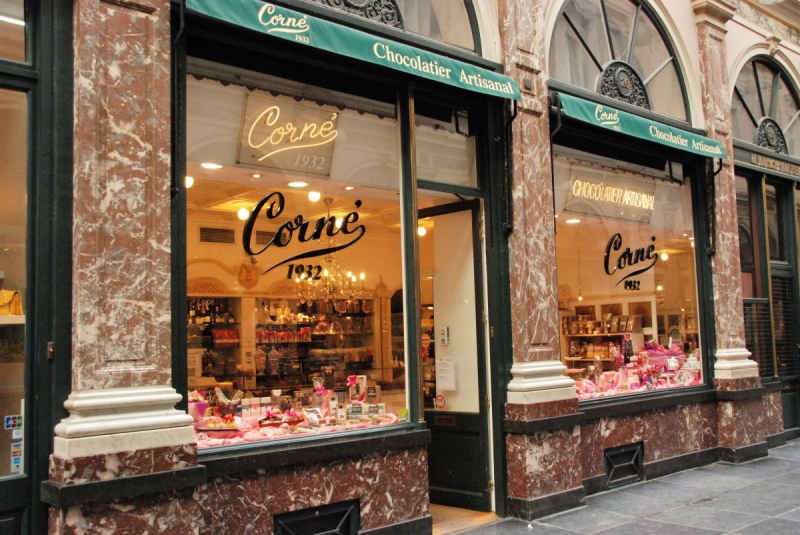 boulangerie-CLANS-min_chocolate_chocolaterie_shop_luxury_chic_gallery_brussels_belgium-558146